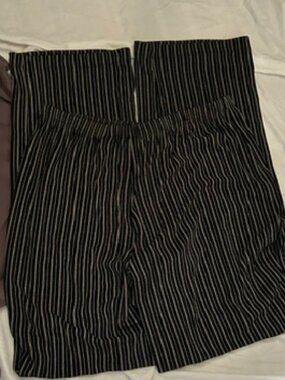 chicos size 2 womens black striped stretch top pants pants  medium